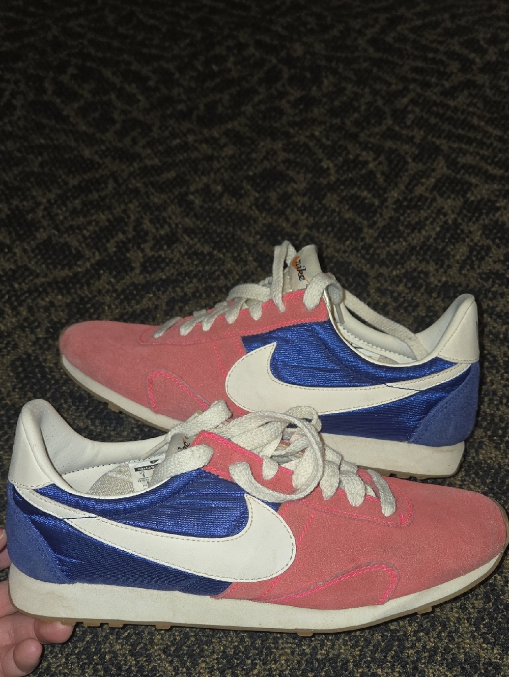 Nike Pre Montreal Racer Athletic Running Shoes Blue and Salmon colorway Size 9
